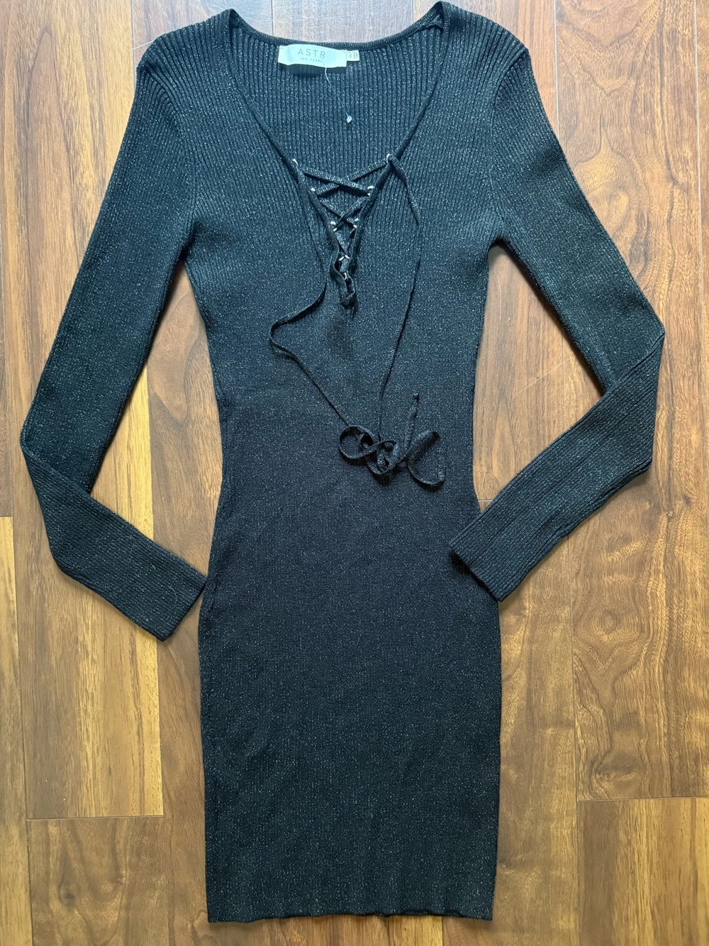 Astr The Label Metallic Black Lace Up Long Sleeve Sweater Midi Dress / XS / NEW!
